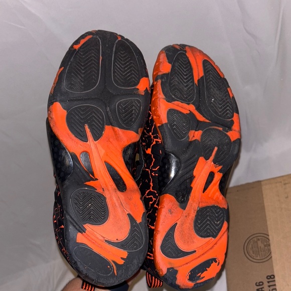 Nike Foam Posites - Lava - Picture 6 of 7